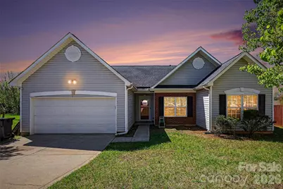 4011 Lakota Court, Charlotte, NC 28269 - Photo 1