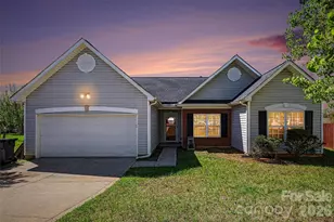 4011 Lakota Ct, Charlotte, NC 28269 - Photo 1