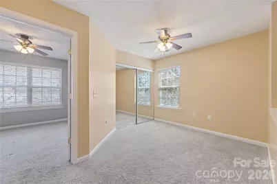 9314 Meadowmont View Drive, Charlotte, NC 28269 - Photo 17