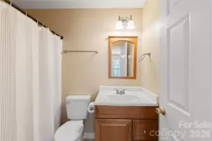 9314 Meadowmont View Dr, Charlotte, NC 28269 - Photo 29