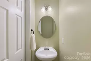 9314 Meadowmont View Dr, Charlotte, NC 28269 - Photo 15