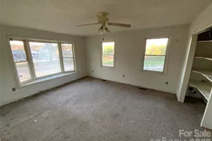 154 Lovelace Rd, Forest City, NC 28043 - Photo 9