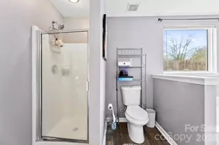 727 Almora Dr, Charlotte, NC 28216 - Photo 23