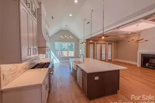 4822 Walker Rd, Charlotte, NC 28211 - Photo 7