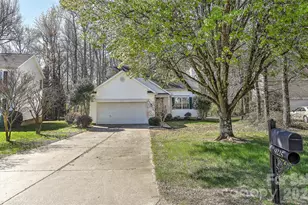 9225 White Aspen Pl, Charlotte, NC 28269 - Photo 3