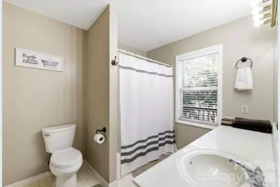 1489 Round Mountain Road, Brevard, NC 28712 - Photo 17