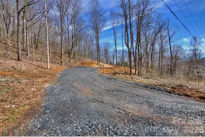 000 Poplar Trail, Spruce Pine, NC 28777 - Photo 5