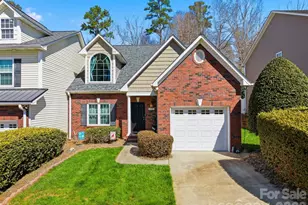 4762 Braxton Gate Ln, Hickory, NC 28602 - Photo 3