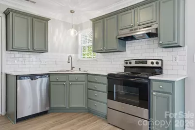 10122 Northwoods Forest Drive, Charlotte, NC 28214 - Photo 3