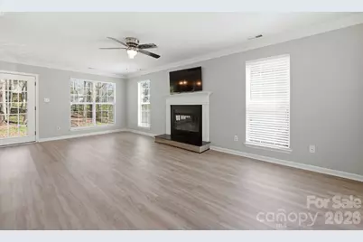 10122 Northwoods Forest Drive, Charlotte, NC 28214 - Photo 5