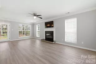 10122 Northwoods Forest Dr, Charlotte, NC 28214 - Photo 5