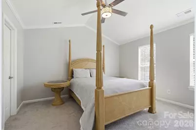 10122 Northwoods Forest Drive, Charlotte, NC 28214 - Photo 15