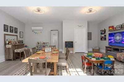 10122 Northwoods Forest Drive, Charlotte, NC 28214 - Photo 27