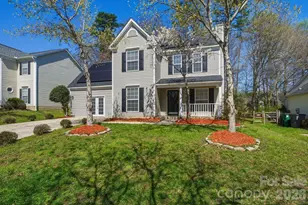 10122 Northwoods Forest Dr, Charlotte, NC 28214 - Photo 1