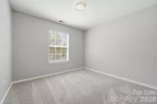 10122 Northwoods Forest Dr, Charlotte, NC 28214 - Photo 15