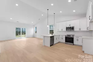 220 Nancy Dr, Shelby, NC 28152 - Photo 3