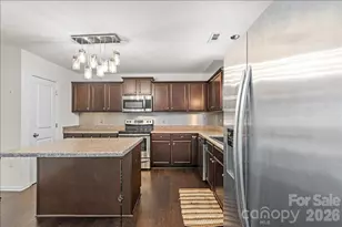 6066 Benedict Pl, Fort Mill, SC 29707 - Photo 9