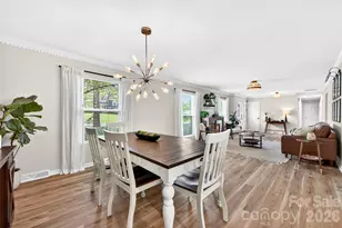 10932 Blue Heron Dr, Charlotte, NC 28226 - Photo 9