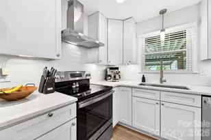 10932 Blue Heron Dr, Charlotte, NC 28226 - Photo 13