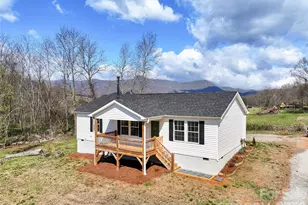 105 Stormy Wy, Waynesville, NC 28785 - Photo 1
