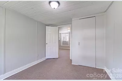 438 Loop Road, Hendersonville, NC 28792 - Photo 23
