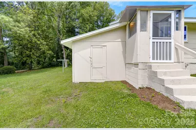 438 Loop Road, Hendersonville, NC 28792 - Photo 37