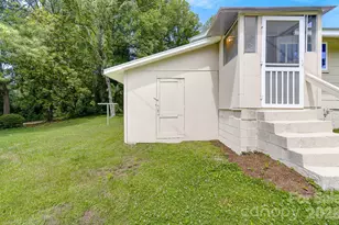 438 Loop Rd, Hendersonville, NC 28792 - Photo 37