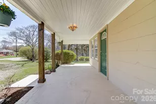 438 Loop Rd, Hendersonville, NC 28792 - Photo 37