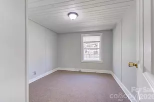 438 Loop Rd, Hendersonville, NC 28792 - Photo 21