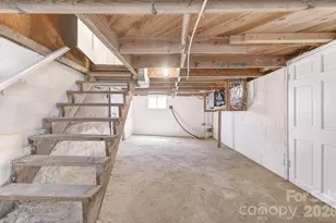 438 Loop Rd, Hendersonville, NC 28792 - Photo 25