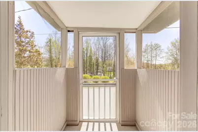 438 Loop Road, Hendersonville, NC 28792 - Photo 25