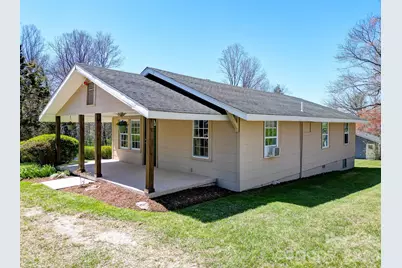 438 Loop Road, Hendersonville, NC 28792 - Photo 29