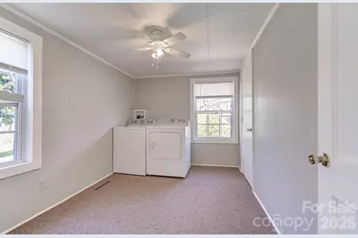 438 Loop Road, Hendersonville, NC 28792 - Photo 11