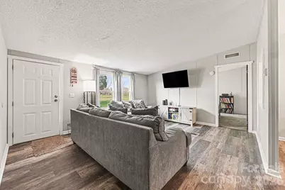 1392 Old Mountain Road, Statesville, NC 28677 - Photo 5