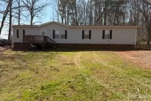 5139 Pine Springs Dr, Bessemer City, NC 28016 - Photo 1