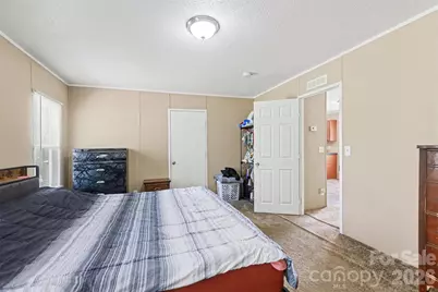 5139 Pine Springs Drive, Bessemer City, NC 28016 - Photo 15