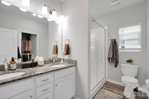 4301 Grove St, Charlotte, NC 28269 - Photo 23