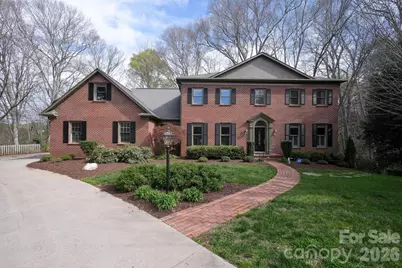 550 20th Avenue Court NW, Hickory, NC 28601 - Photo 1