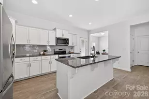 113 Fairfield Dr, Troutman, NC 28166 - Photo 5