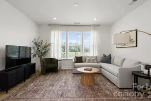 2635 W Trade St, Charlotte, NC 28208 - Photo 9