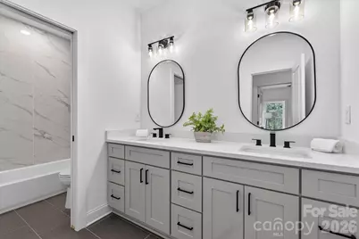 1802 Vinton Street, Charlotte, NC 28216 - Photo 25