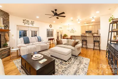 114 Charles Lowe Lane #19, Banner Elk, NC 28604 - Photo 7