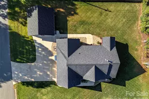 706 Toncin Ave, Bessemer City, NC 28016 - Photo 37