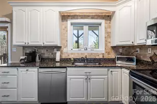 47 Timberwood Dr, Asheville, NC 28806 - Photo 39