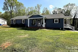 636 Willis Rd, Dallas, NC 28034 - Photo 3