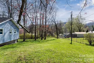 215 Browning Ave, Hendersonville, NC 28791 - Photo 5
