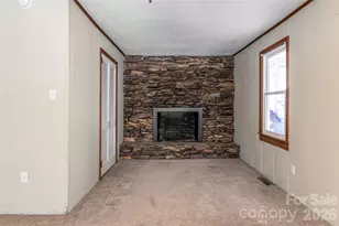 215 Browning Ave, Hendersonville, NC 28791 - Photo 15