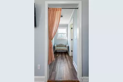 215 Browning Avenue, Hendersonville, NC 28791 - Photo 23