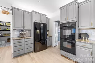 10131 Standing Stone Ct, Charlotte, NC 28210 - Photo 15