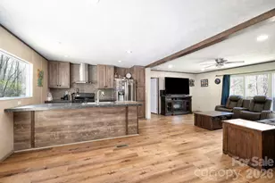 1064 Deerchase Cir, Cedar Mountain, NC 28718 - Photo 7